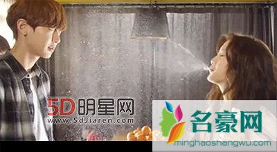 EXO正规2辑《EXODUS》预售破50多万张 网络剧《我邻居是EXO》9日首播