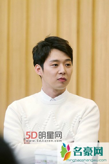 《2点出逃Cultwo Show》申世京公开朴有天初印象被赞礼仪男