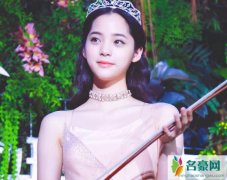 欧阳娜娜坐后备箱 欧阳娜娜成热搜大户隔三差五上