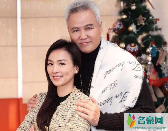 张庭与老公林瑞阳合照