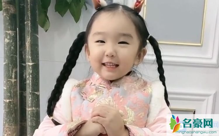 戏精圆圆