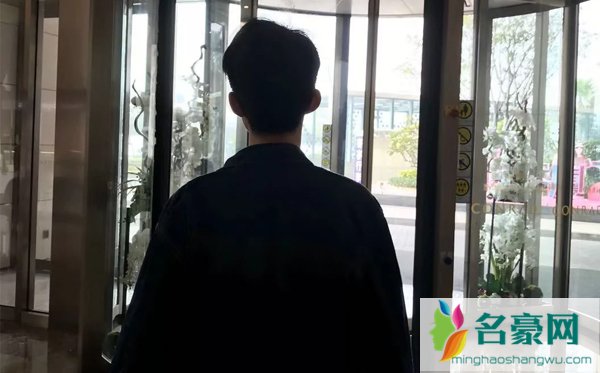 向日葵和平精英校长