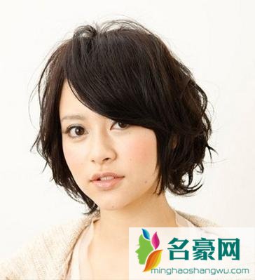 按脸型剪刘海