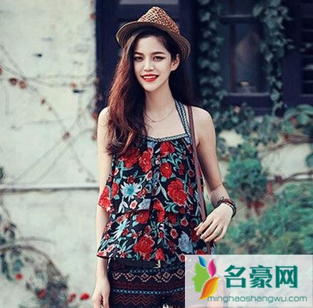 大脸女生斜刘海发型设计