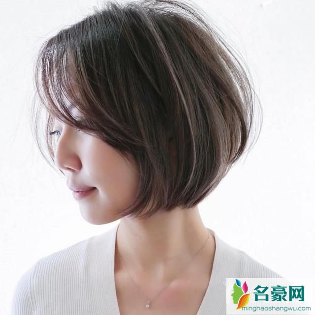 名豪网女生最美的短发发型图片,12款2019女生最潮短发发型图片中短发