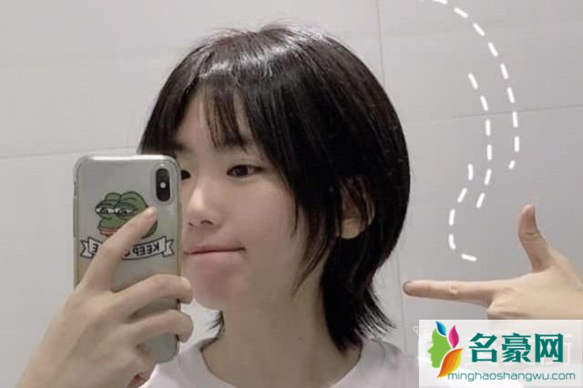 名豪网短发发型图片_最流行的女生短发发型图片2