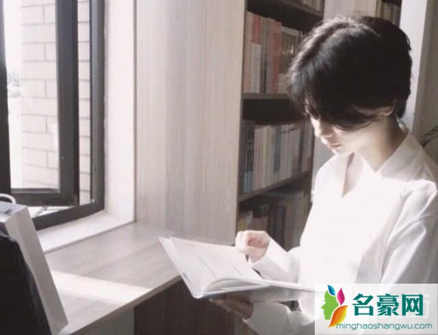 名豪网短发发型图片_最流行的女生短发发型图片6