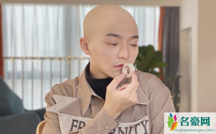 毛光光