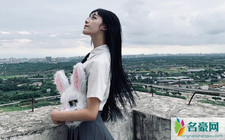 向婧