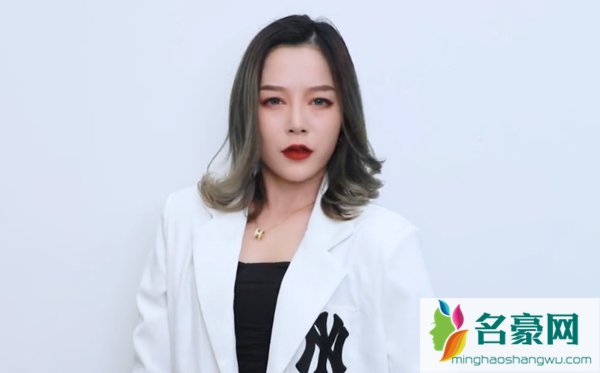 君夫人呀