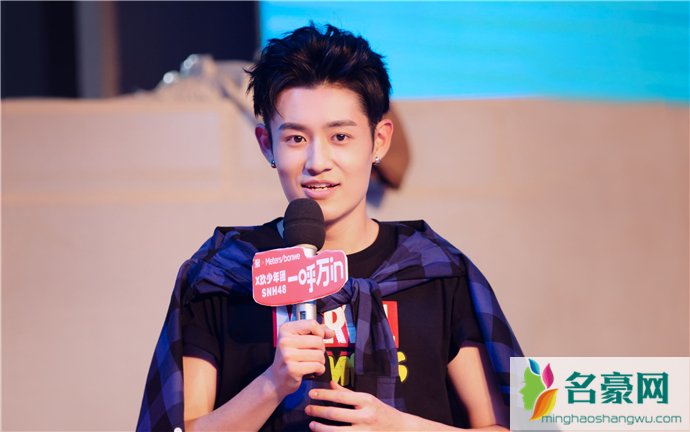 彭楚粤为什么喝油漆