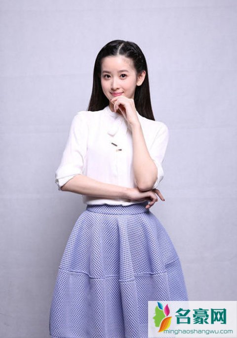奶茶妹妹章泽天图片 章泽天真实身高体重