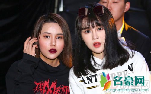 赵本山女儿近照被疑整容 直播回怼黑粉