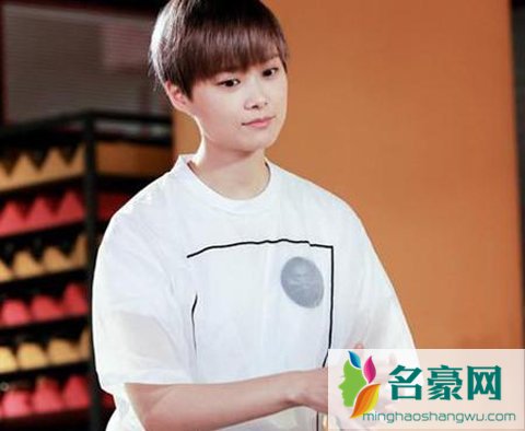 李宇春多大年龄 李宇春有多少资产