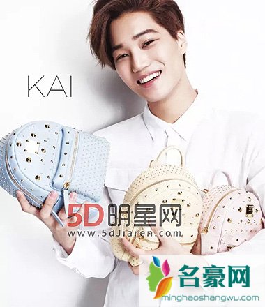 韩超人气男团EXO拍情人节画报 展现可爱纯净与调皮