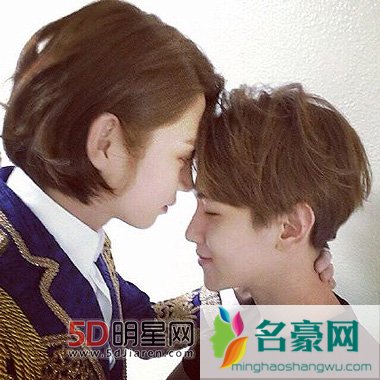 SJ金希澈EXO伯贤同门师兄弟秀暧昧 网友纷纷喊灿烈