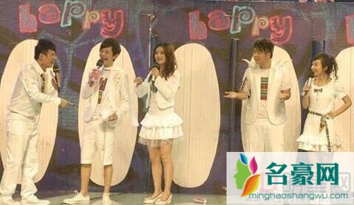 沈梦辰发博祝杜海涛生快 不料却被催婚