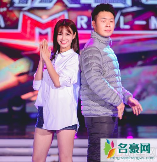 沈梦辰发博祝杜海涛生快 不料却被催婚