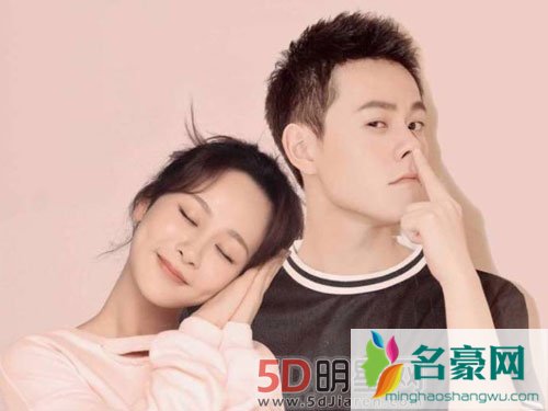 杨紫秦俊杰周年纪念日 暗戳戳发糖秀恩爱