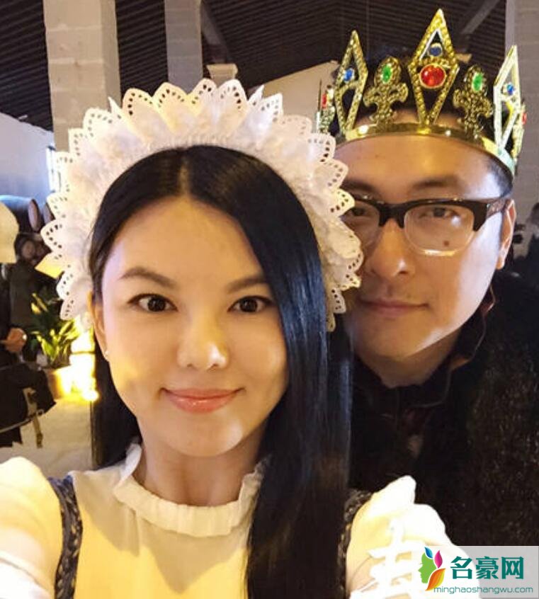 李湘曝王岳伦送玫瑰 不是随便一个女主持都能这么成功的