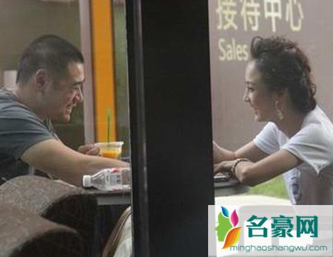 姚笛和谁谈过恋爱 甘婷婷和姚笛谁美