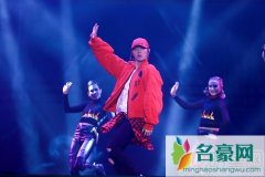 张艺兴否认要参加《中国有街舞》 被问起鹿晗恋情