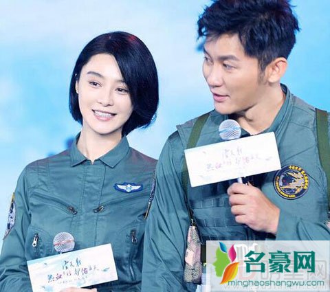 李晨为新电影瘦20斤范冰冰心疼 吴京主拐杖现身仗义