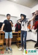 “祁厅长”许亚军的儿艺时光 悦悦被要求演乌鸦心