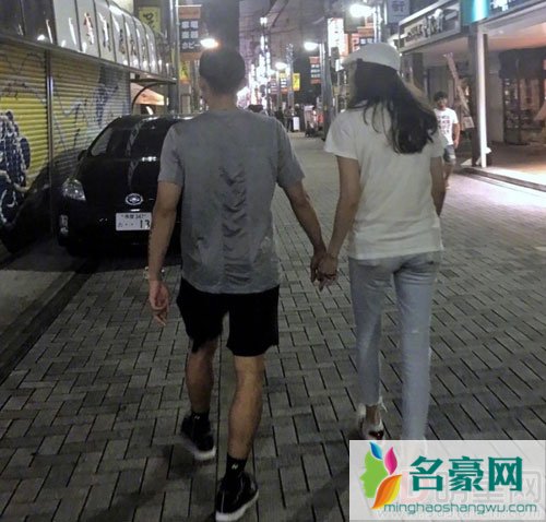 林丹谢杏芳约会吃饭 甜蜜指数不受出轨影响