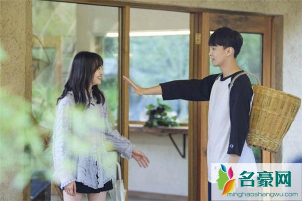 女朋友和前任保持联系怎么办 女朋友和前任联系意味什么