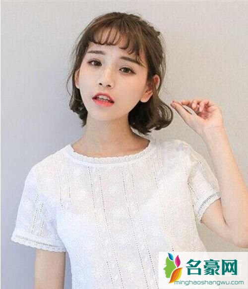 韩式短发发型女生夏季款式，2019最新韩式短发发型图片1