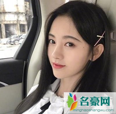 韩式淑女偏分侧颜直发发型