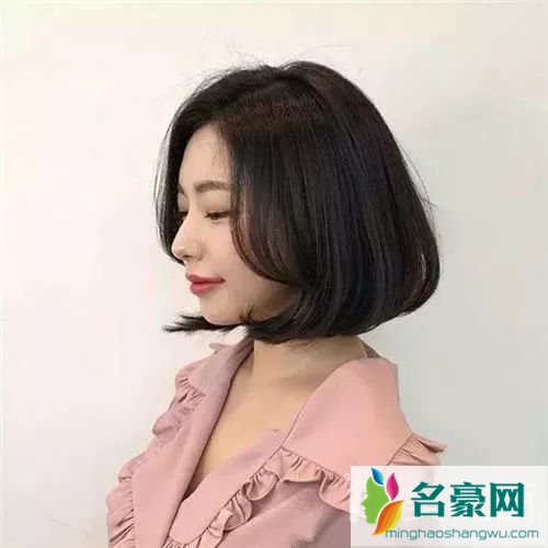 2019女生短发流行趋势，齐发尾短发发型图片7