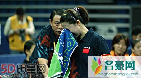 《但愿人长久》悦悦密友这次换乒乓女将王楠 霸气宣言不是冠军就是输