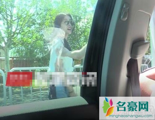 曝张碧晨骂脏话 经纪人否认称有录音