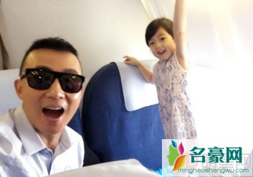 曝爸爸去哪儿5停播 杜江却带儿子照常录制