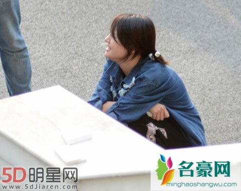 被报道郑爽的助理竟是白敬亭 马天宇问话似吃醋