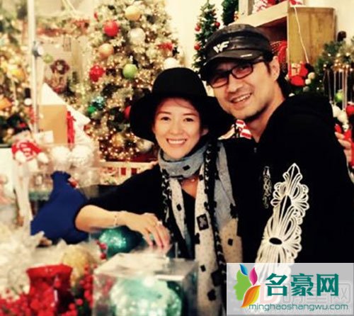 汪峰为演唱会积极准备 获章子怡偷偷探班 