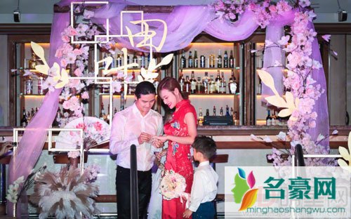 田亮准备惊喜庆锡婚 与叶一茜结婚十周年