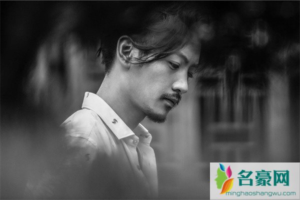 恋爱中为什么女生比男生想得多 恋爱中女生想得多好吗