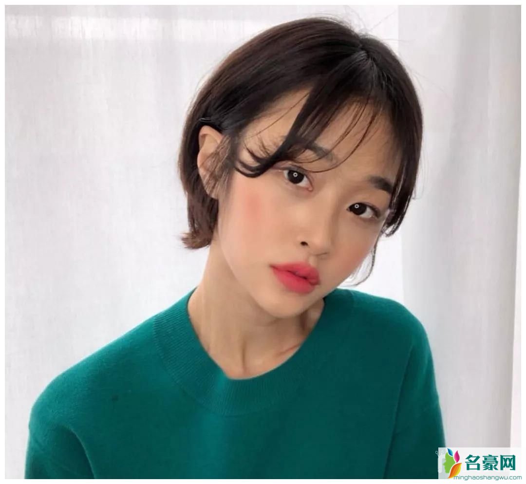 名豪网女发型图片_最美的减龄女生超短发发型图片6