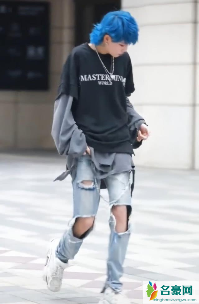 非主流女生发色推荐 蓝色非主流发色你能HOLD住？1