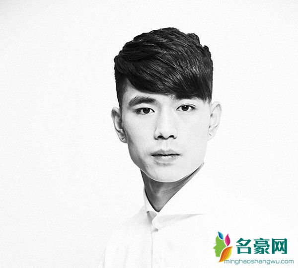 名豪网男士发型_潮男发型短发_两边剃光的最帅气发型图片15