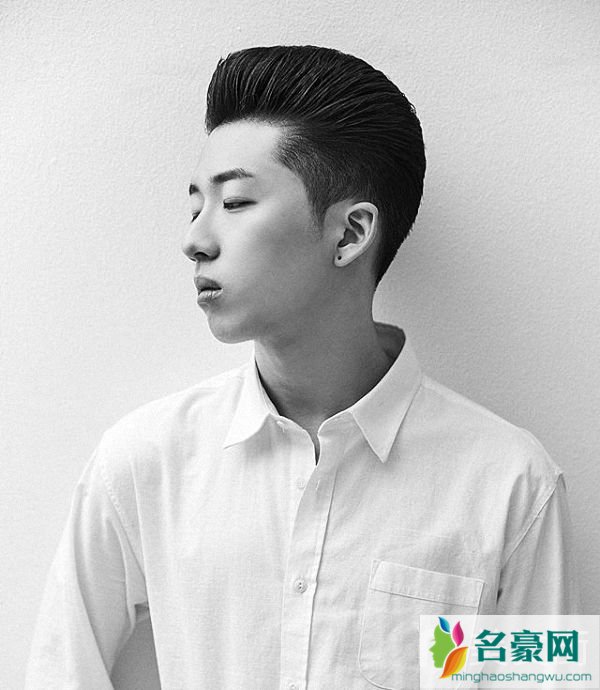 名豪网男士发型_潮男发型短发_两边剃光的最帅气发型图片20