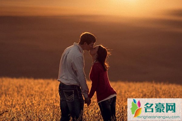 幽默的男生有吸引力吗 幽默男生的特点