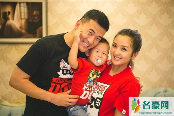何洁与前夫赫子铭