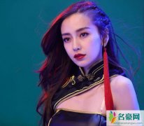 baby现身医院就医 杨颖录制跑男手指受伤被夸太敬业