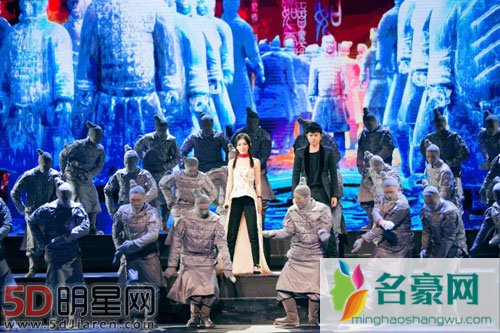 张杰谢娜夫妻同台 跨界歌王演唱天下