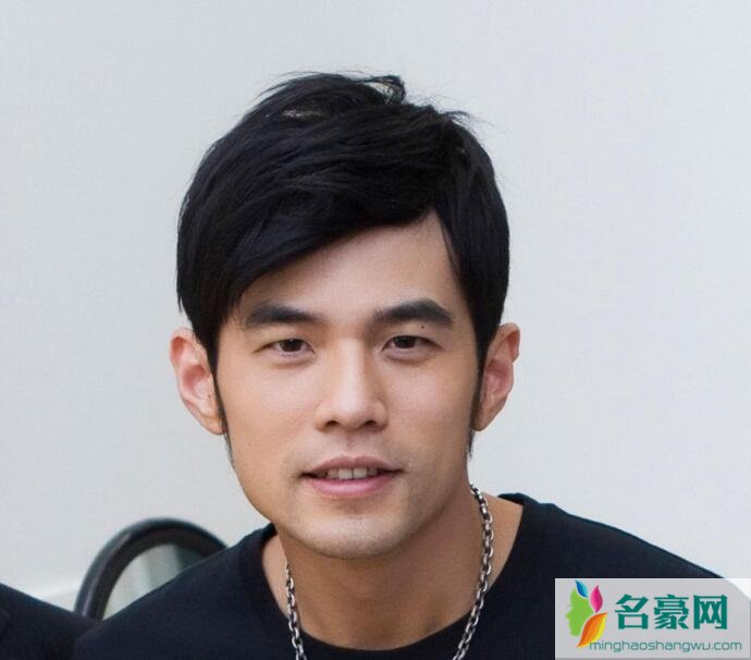 周杰伦亲自打假