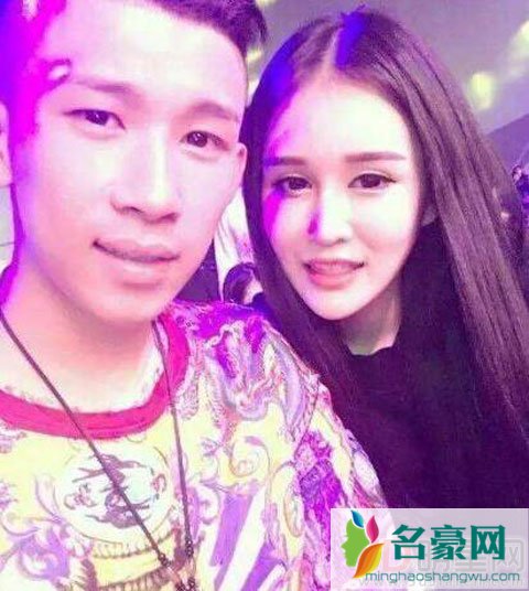 赵本山女儿疑似与MC天佑公开恋情 球球回复只是朋友关系